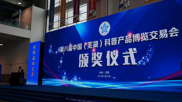 1529045178444990.jpg 01.jpg